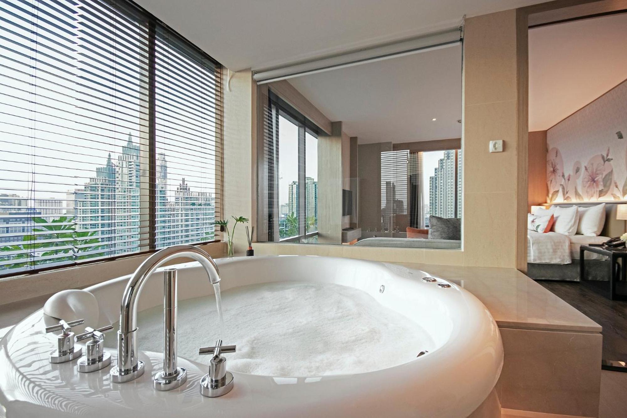 Chaba Honeymoon Suite a Jacuzzi